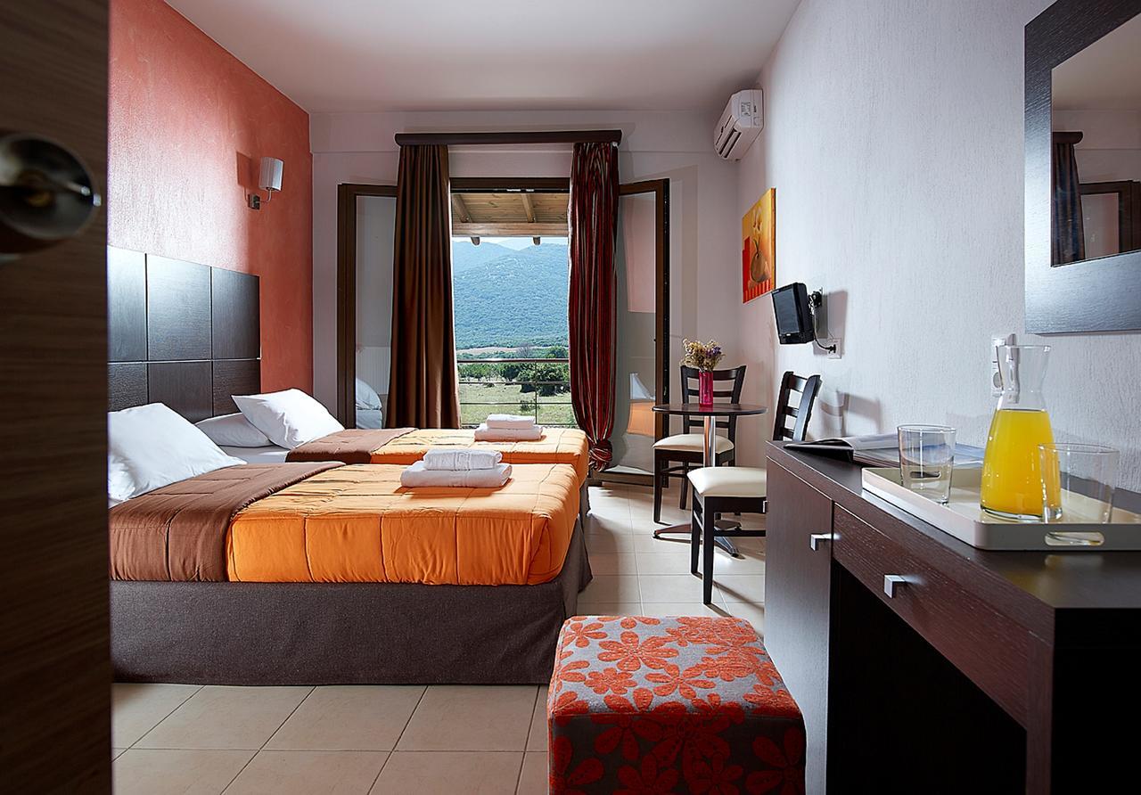 Orfeas Land Hotel Kormísta Room photo